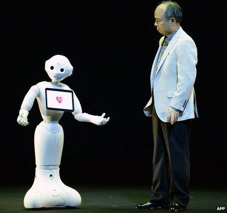 日本軟銀試售機(jī)器人“Pepper”一分鐘300臺(tái)被搶