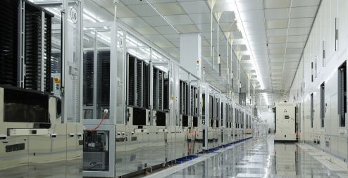 京東方生產顯示器面板工藝精確到微米 機器人完成