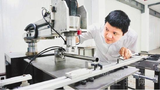 飛戎機器人：客戶排隊等下線