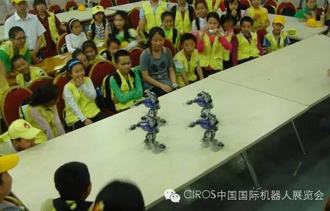 機器人產業一周要聞：2018年全球工業機器人銷量將突破130萬臺