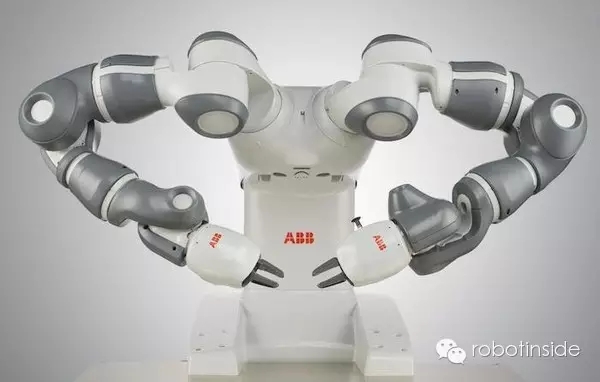 未來3C的潮流：雙臂機器人正在進行