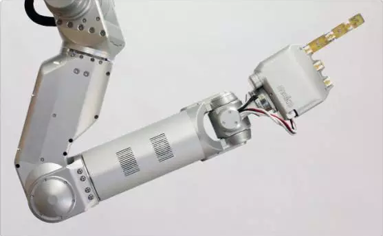 谷歌推出7軸工業機器人略顯高端