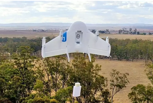 快遞界爭霸賽:無人機與機器人 誰將更勝一籌？