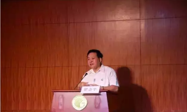 制造業轉型升級 不是單純的把活都給機器人干