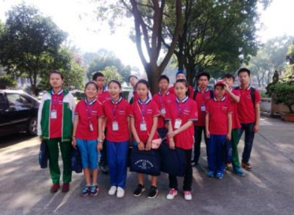 助力精準對接  職中開設工業(yè)機器人專業(yè)