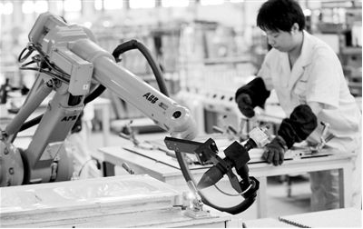 寧波：企業加速“機器換人”，必須解決成本過高問題