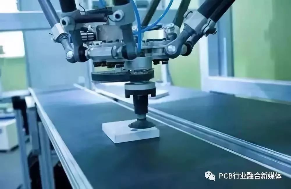 工業(yè)機(jī)器人在PCB行業(yè)的應(yīng)用