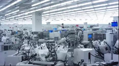 全球機器人市場出現拐點：5G將有望重塑機器人產業