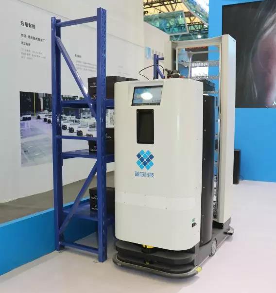 國內首臺智能揀貨機器人面世，3D視覺系統是核心