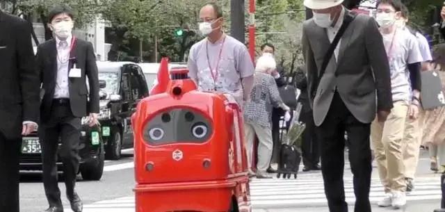 日本郵政公司推出自動駕駛郵件投遞機器人