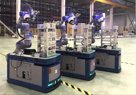 新松機器人：國內復合機器人首創者