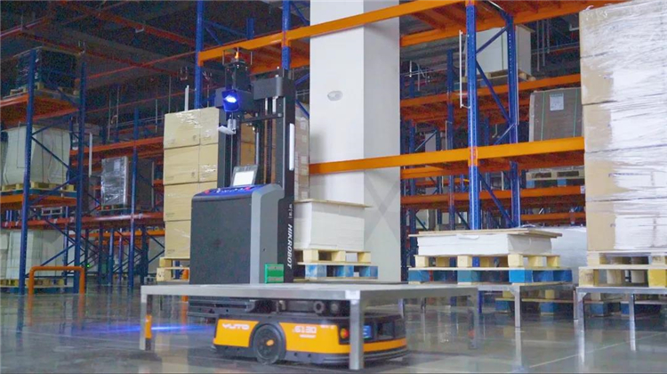 300臺AMR——海康機器人助力裕同科技打造5G智能工廠