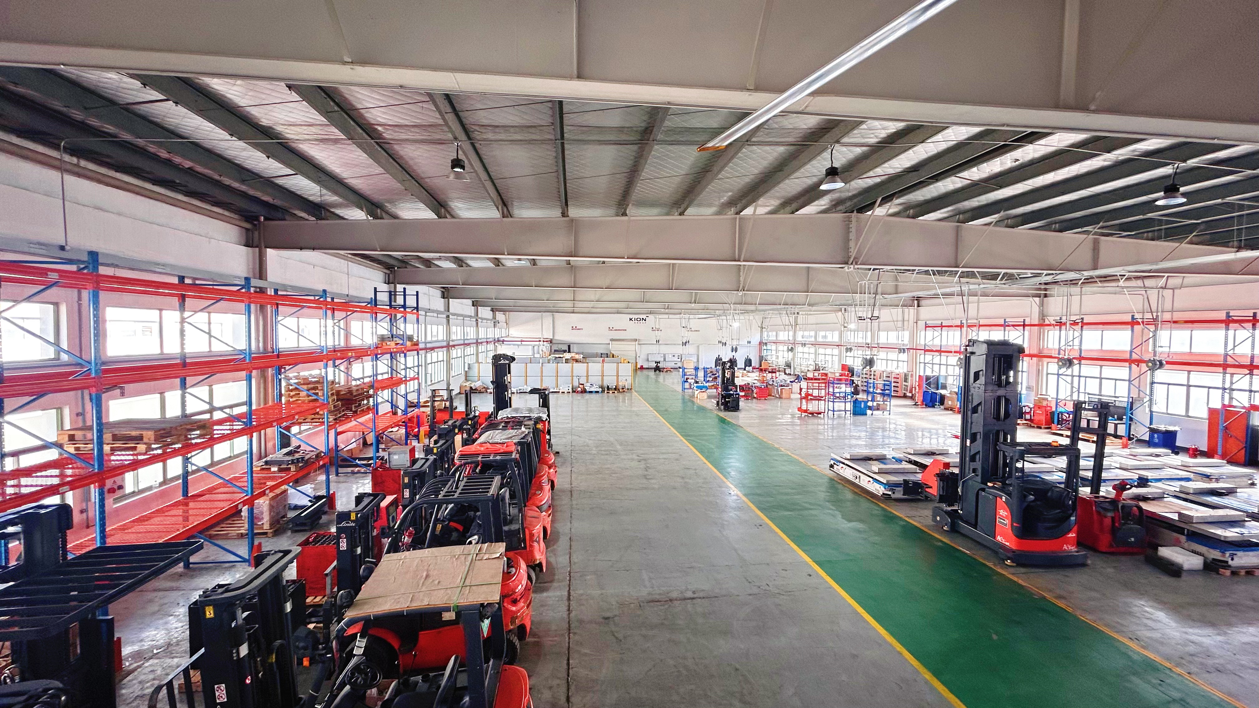 優刻得 x Enabot，全球80萬人都在用的家庭機器人